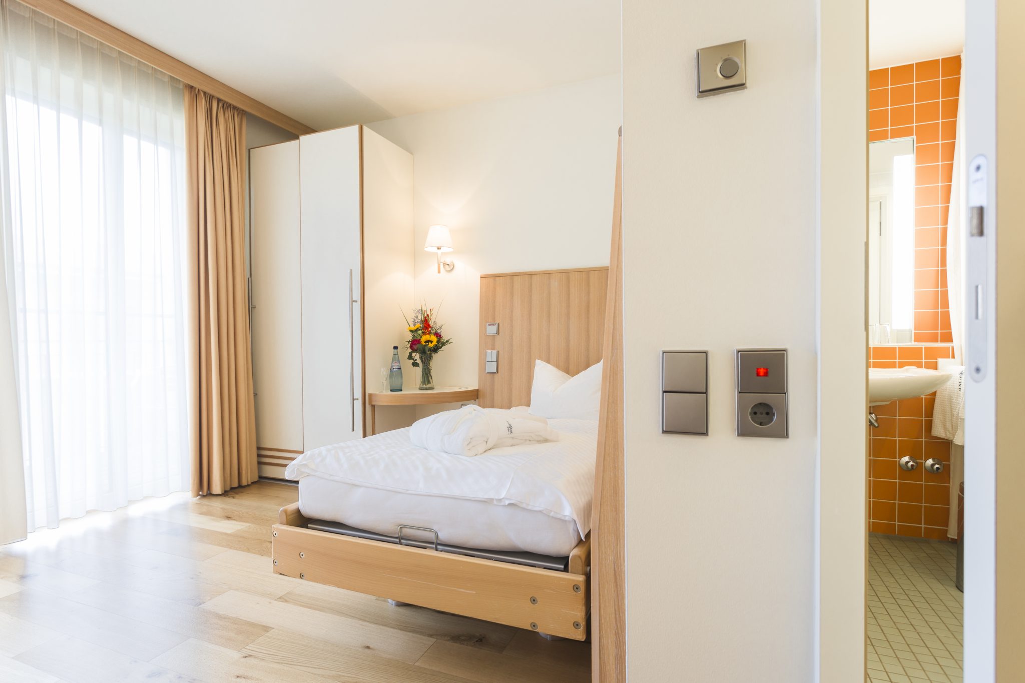 Standard_EZ_Seehotel Rheisberg_Zimmer Bad